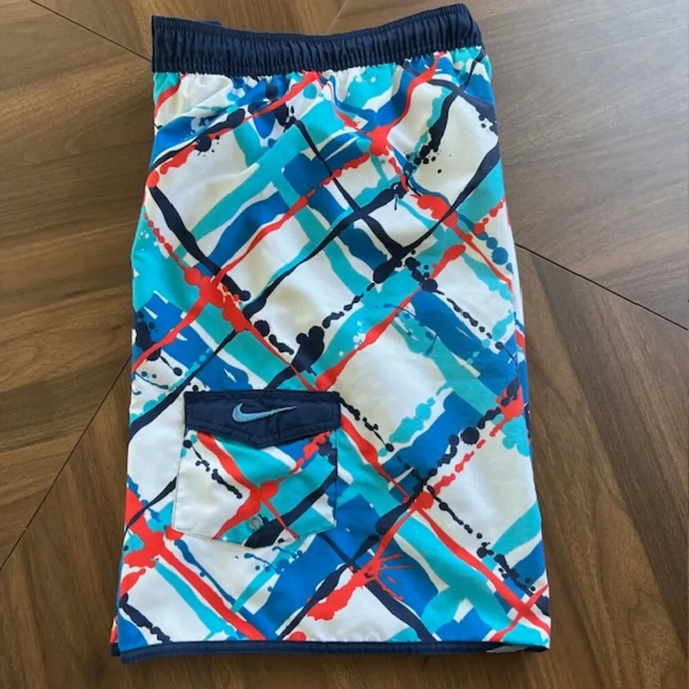 Nike Swim Board Shorts Red White Blue Pattern Size XL